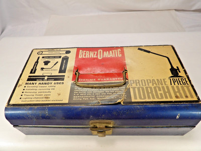 Vintage Bernzomatic Propane 7 Piece Torch Kit Model TX 25 Bernz-O-Matic Blue