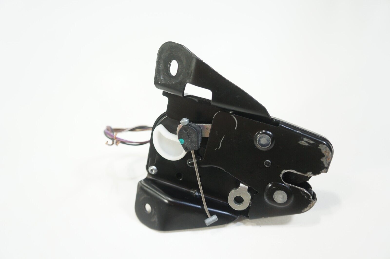 2014-2020 MASERATI GHIBLI M157 REAR TRUNK LID LATCH LOCK ACTUATOR STRIKER OEM