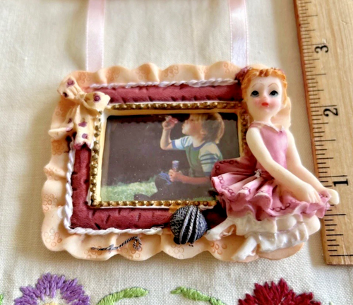 Vtg. Pink & White 3-D Ballerina Hanging Picture Frame Duo - NEW! - Picture 3 of 5