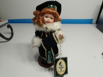 Geppeddo Porcelain Doll 7