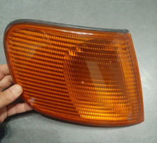 Clignotant Audi 100