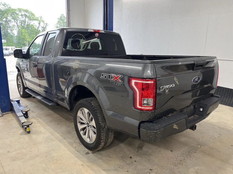 Used Front Right Seat Belt Front fits: 2017 Ford F150 PICKUP bench 40/20/40 pass - Image 2 of 4