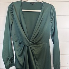 Fashion Nova Green Low Neck Blouson Dress Satin/silky Women’s Size M Sexy!