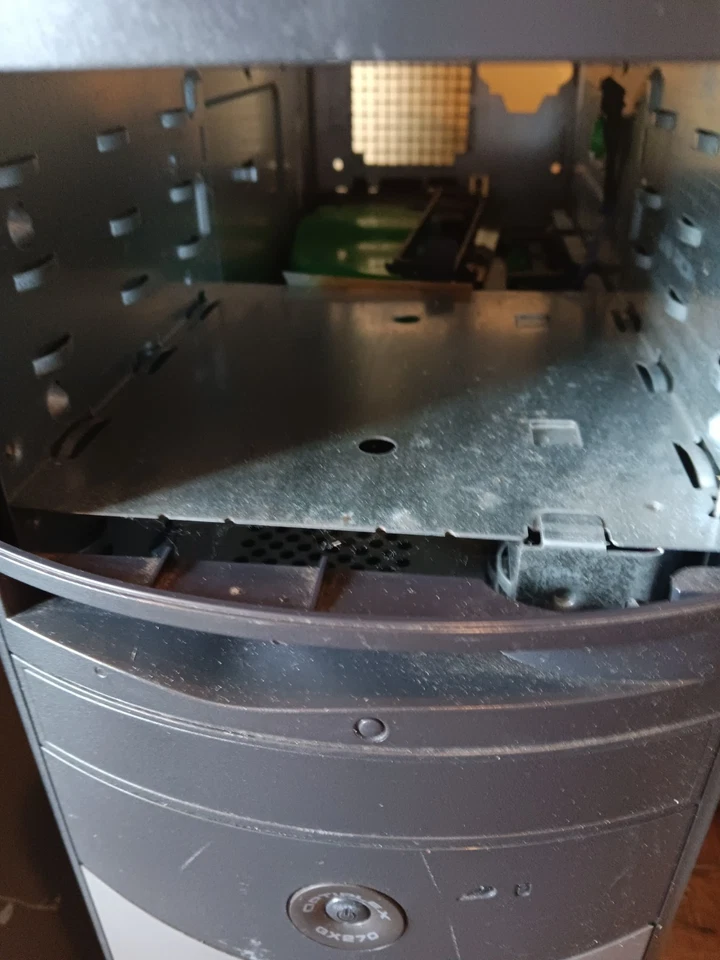 Dell Optiplex GX270 / 270 computer Intel pentium 4 Windows XP PRO sp3 - Image 2 of 3