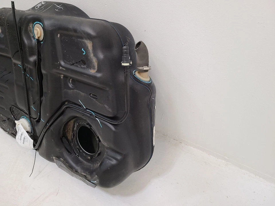 2012-2020 DODGE JOURNEY Fuel Tank FWD 20 Gal 68158196AD 12-20 Foto 4 de 4