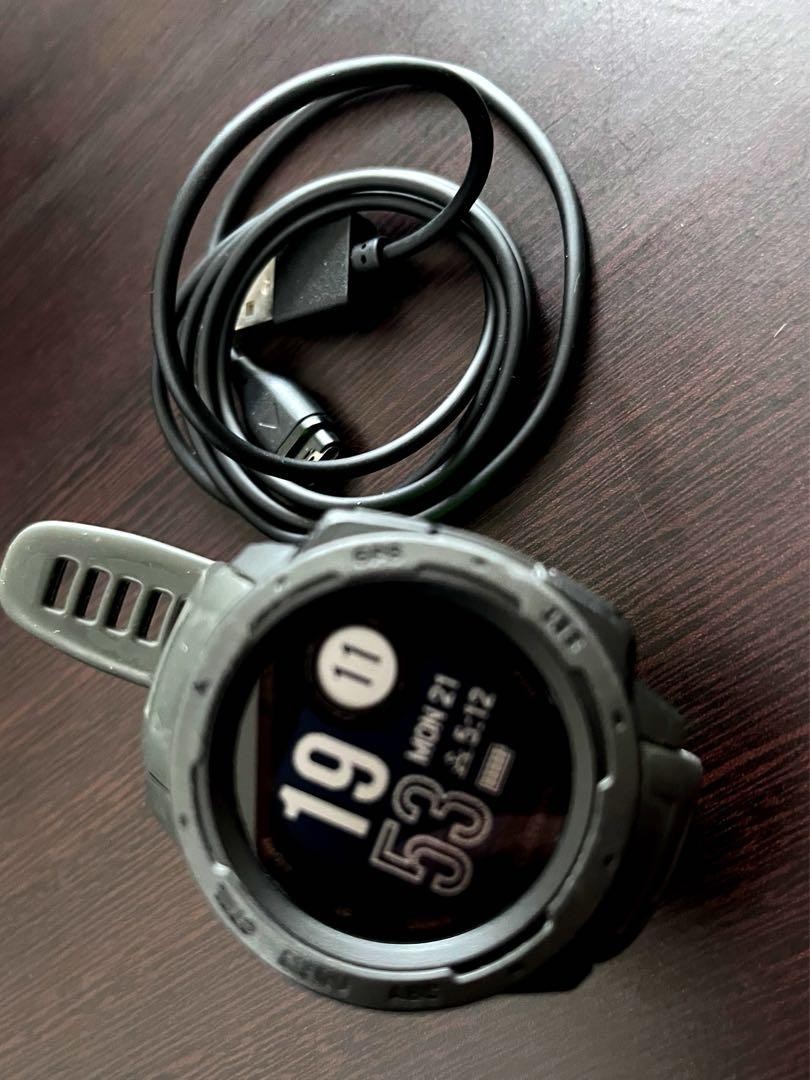 Garmin Instinct Smartwatch Pre-Owned Great Battery No Damage  