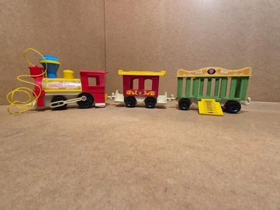 Ancien Train Fisher Price / Circuit Train 991 - Photo 1/4