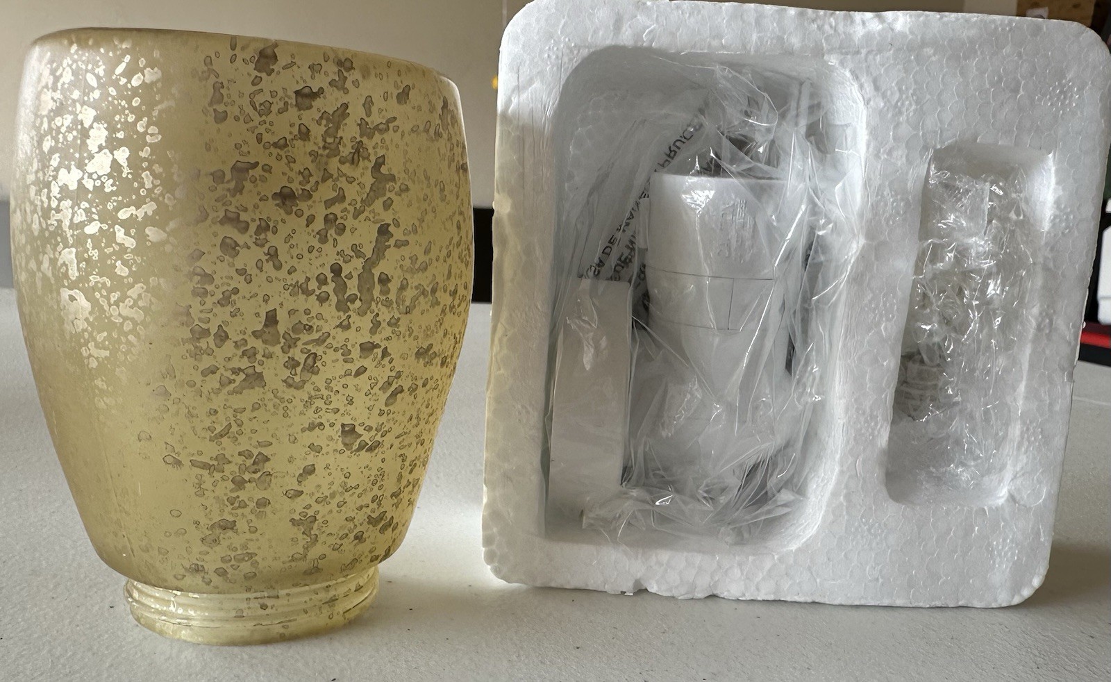 Scentsy Cream Glass Plug-In Fragrance Warmer