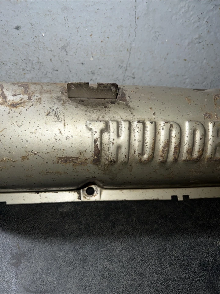 1961-1964 FORD THUNDERBIRD LH VALVE COVER 390 FE 1962 1963 DRIVER SIDE SCRIPT  - Image 4 of 4
