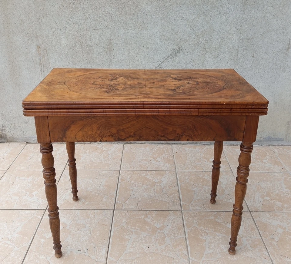 Table à jeux Louis Philippe en ronce de noyer - Photo 3/4