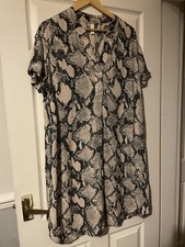 Ladies Dress Size Medium From H&M