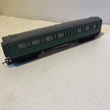 Hornby R437 BR Southern Maunsell Composite Coach – S5162S Unboxed VGC