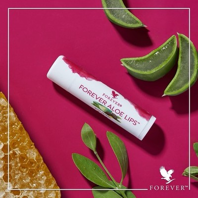 Forever Aloe Lips Lip Balm Aloe Vera Jojoba Seed Oil Three Types of Wax 0.15 oz
