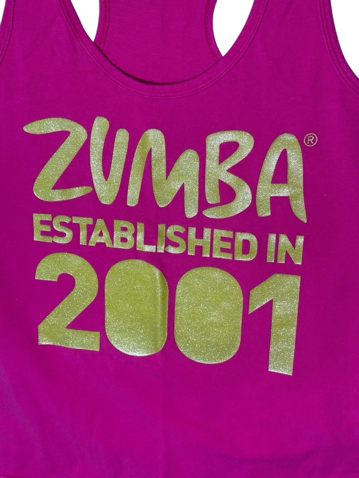 Camiseta sin mangas Zumba para mujer grande con logotipo dorado algodón/spandex Hambre rosa intenso Foto 3 de 4