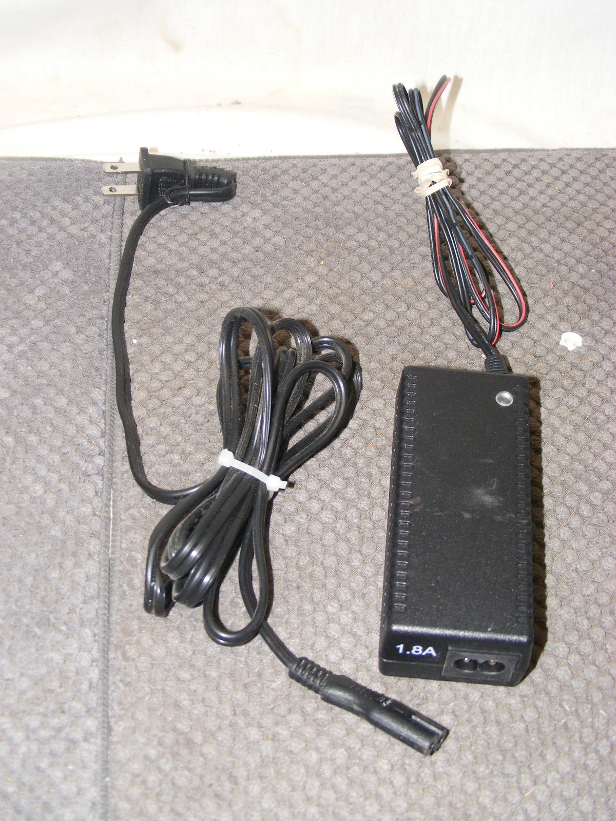 ACORN 180 CURVED STAIRLIFT GENUINE POWER ADAPTOR**FW8060/33**TESTED**FREE SHIP