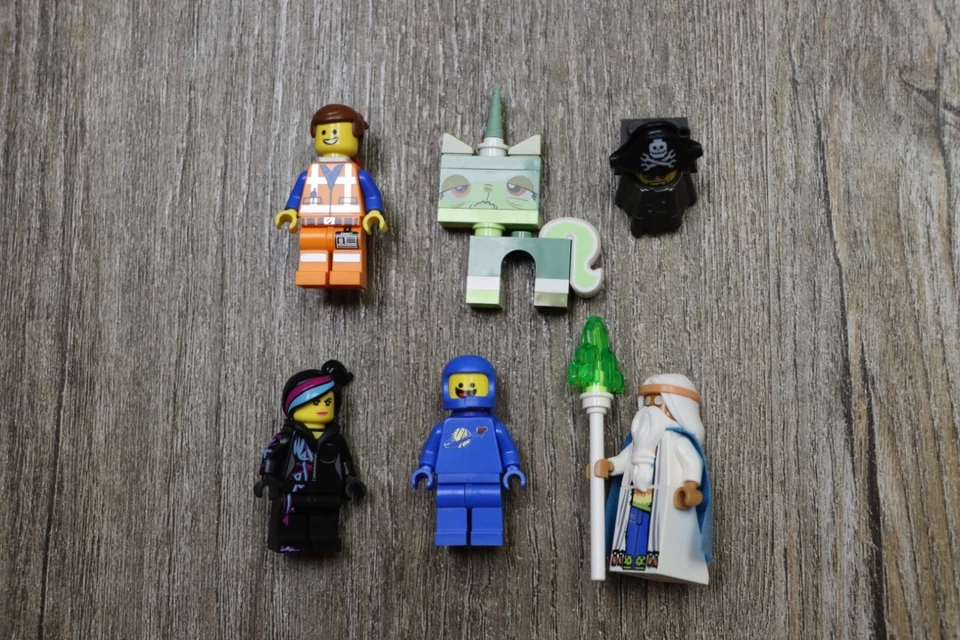 LEGO® The LEGO® Movie 70810 MetalBeard’s Sea Cow 100% completo con instrucciones Foto 2 de 4