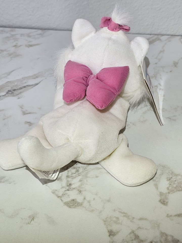 Aristocats Duchess The Disney Store 7" Mini Bean Bag Plush Stuffed