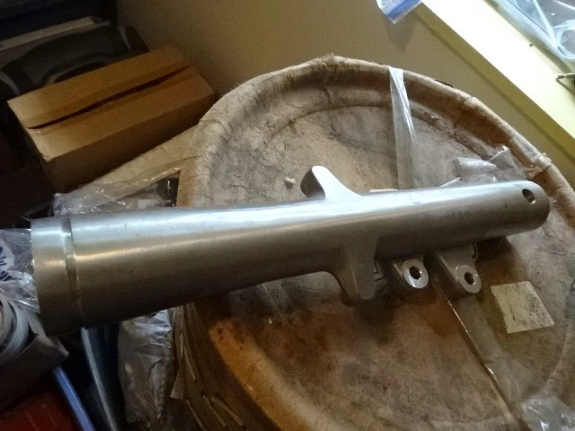 TUBE, OUTER RH