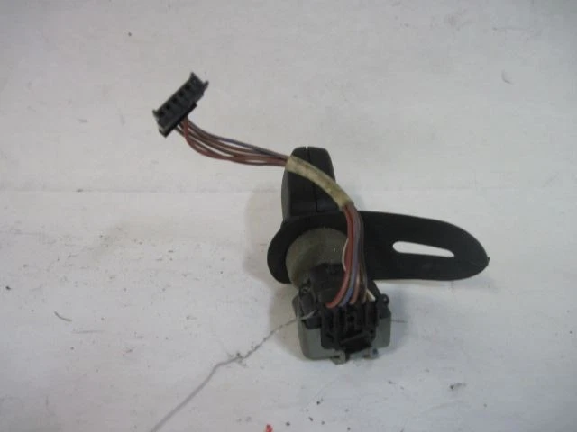 INTERRUPTOR COLUMNA 525i 750i X5 1997 97 98 99 00 - 06 derecha 474911 Foto 2 de 4