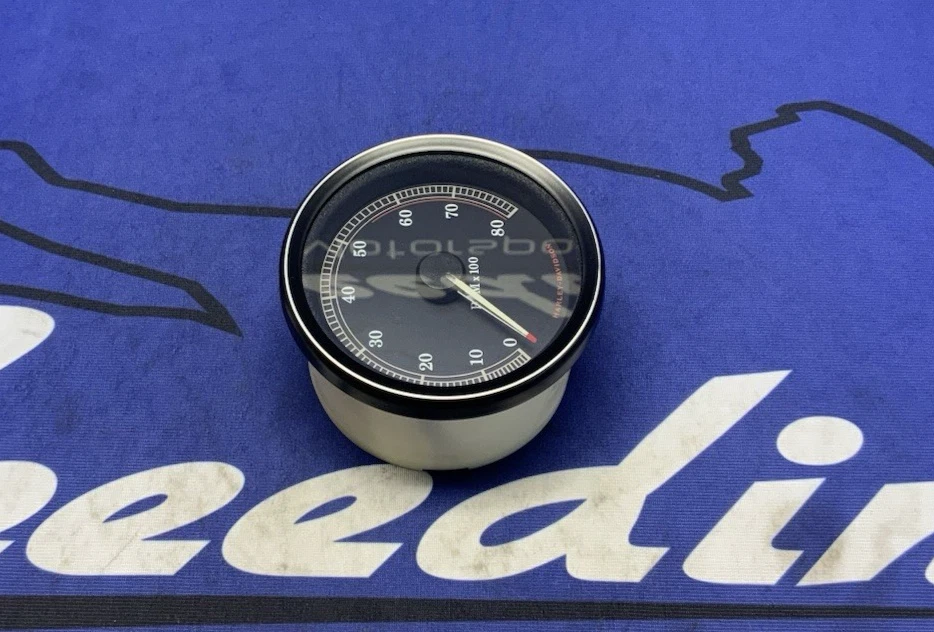 Harley Davidson Tachometer Gauge (RPM) Electra Glide 2000-2003 OEM 67348-00