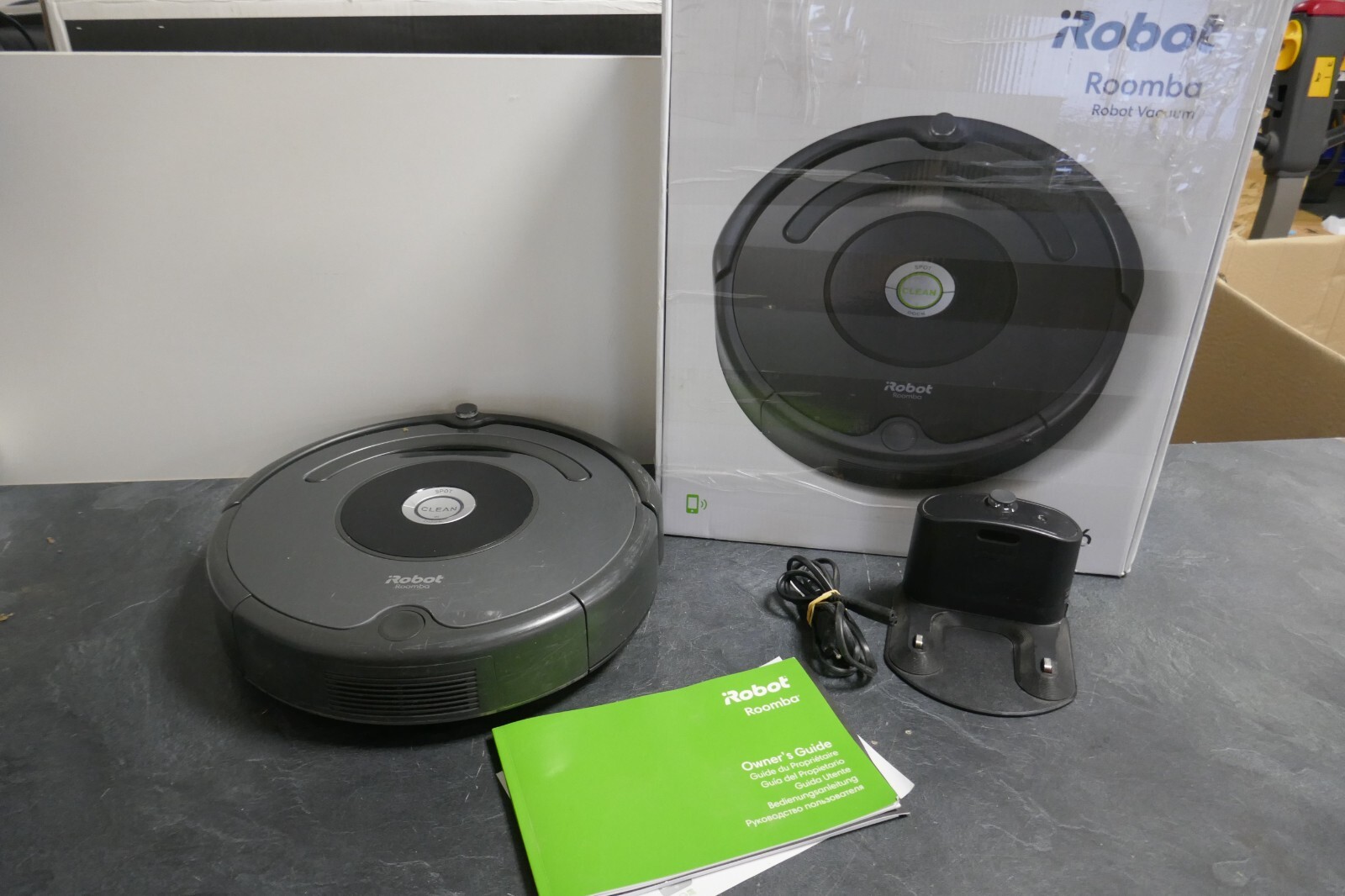 Aspirateur robot ROOMBA 676 (occasion avec défaut)