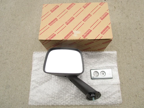 FITS: 79 - 83 TOYOTA STOUT RK110 FRONT LEFT SIDE FENDER MIRROR OEM BRAND NEW