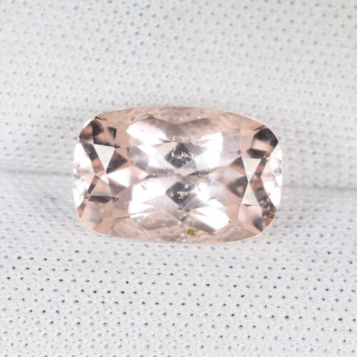 2.52 ct   LUSTROUS LIGHT PEACH PINK NATURAL MORGANITE Cushion See Vdo 4026C SKY - Picture 1 of 2