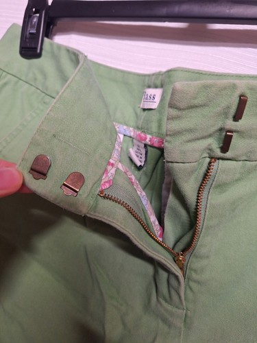 GH Bass & Co Womens 12 Green Casual Flat Front Mid Rise Chino Shorts Inseam 5" - Picture 6 of 8