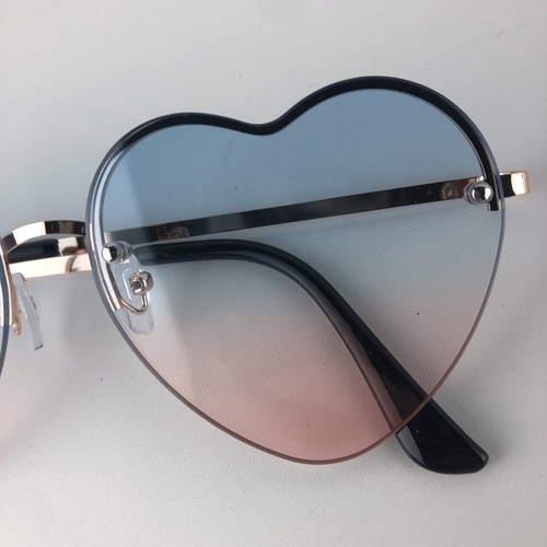 Rosegold Heart Shaped Frames With Blue And Pink Gradient Lenses fashion glasses - Picture 4 of 10