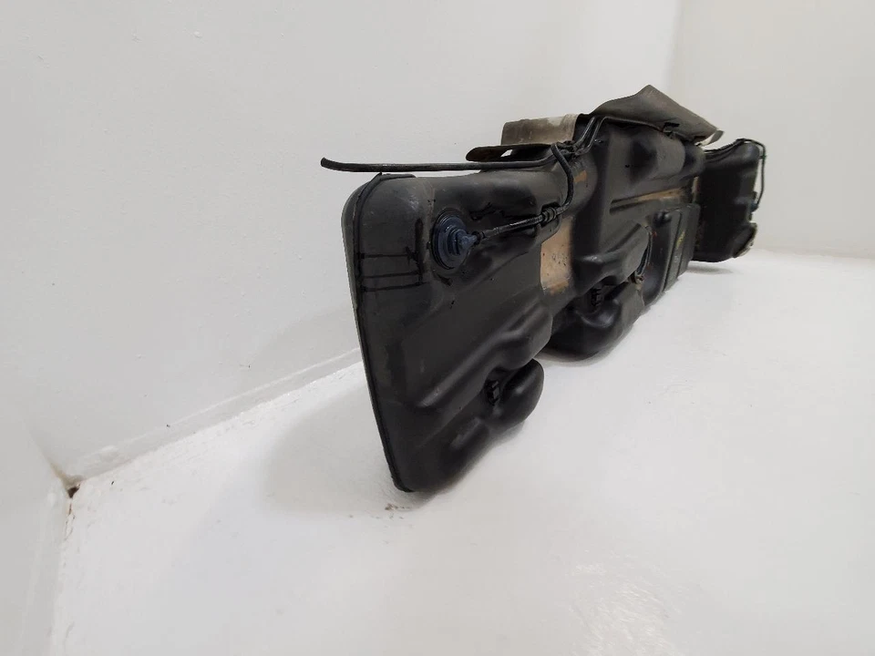 2000-2001 CHEVROLET SUBURBAN 1500 Fuel Tank 32.5 Gallon 15759645 - Image 3 of 4