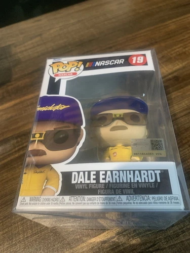 Funko Pop! Vinyl: Dale Earnhardt #19 W Protector