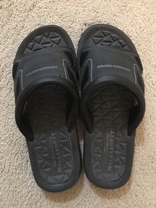 sketchers fit flops