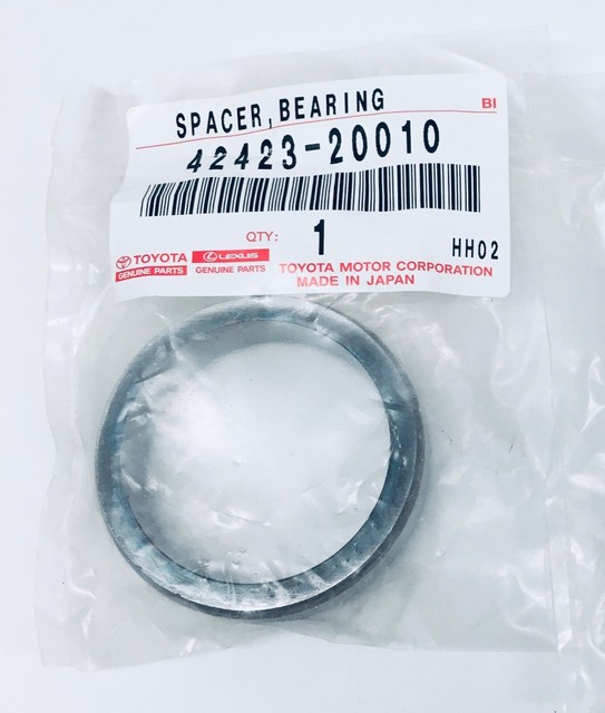 GENUINE TRUCK REAR WHEEL BEARING RETAINER FOR TOYOTA 4RUNNER TACOMA