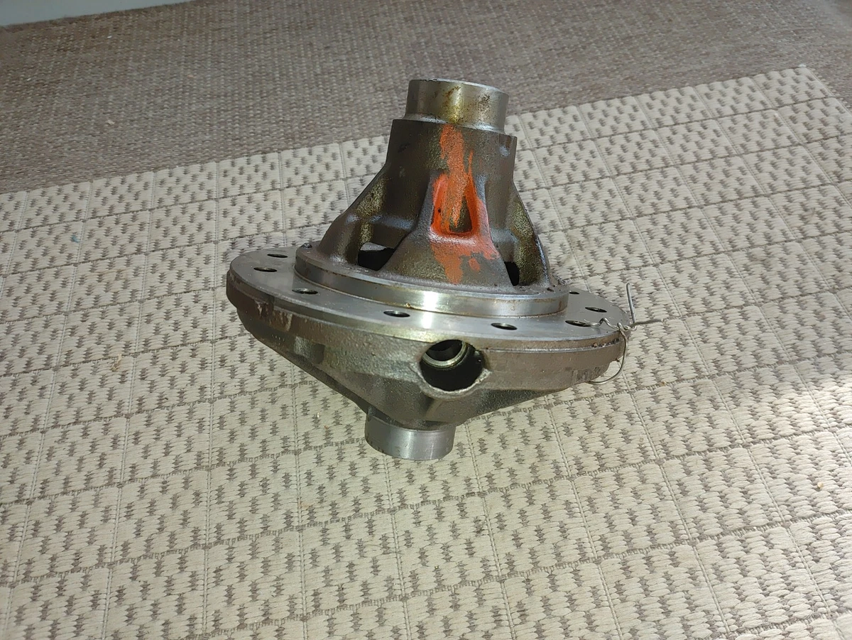 Vintage GM 6258336 Nos 14 Bolt 10.5