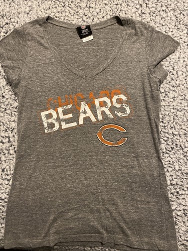 NFL Chicago Bears Womens T-shirt Size Large V Neck Tee