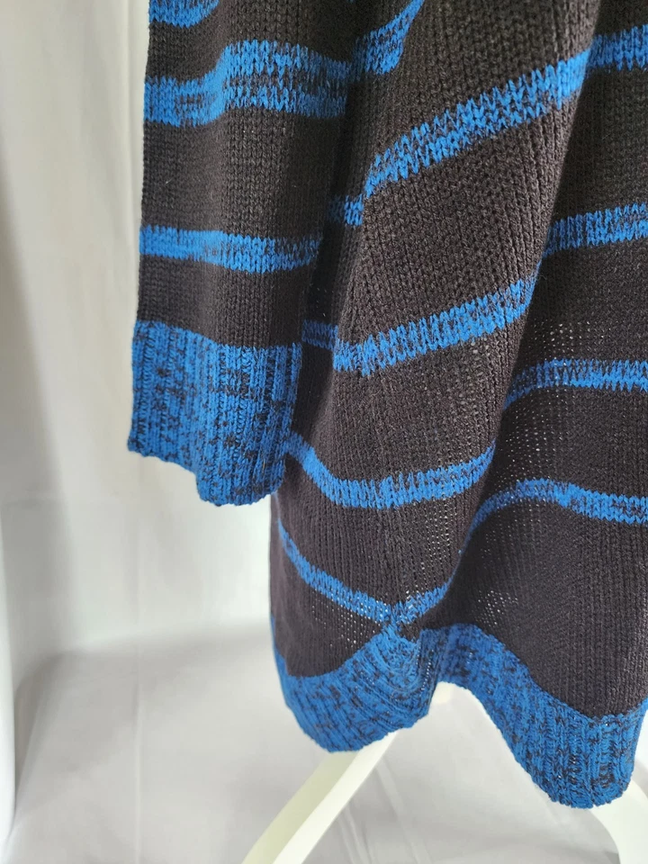 Derek Heart Plus W 3X Vestido Suéter Azul y Negro Rayas Curvilíneo Hasta la Rodilla Bonito Foto 2 de 4