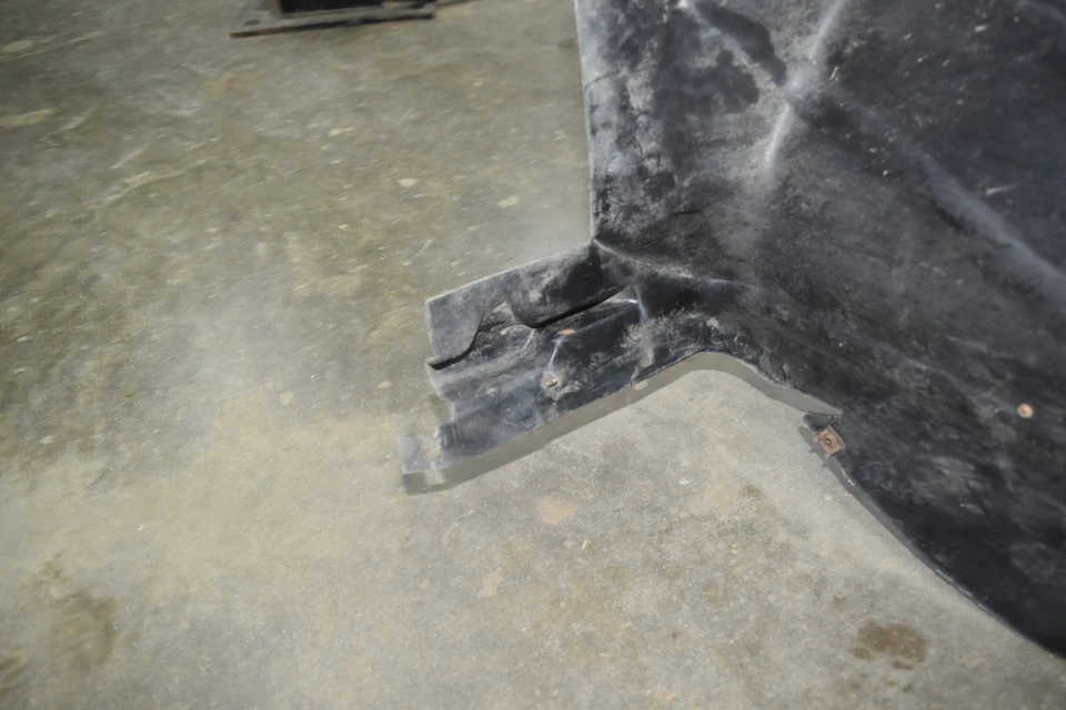 1983 1990 Ford Mustang Front Passenger Right Inner Fender Lining 83 84 85 86 87 - Image 3 of 4