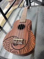 Uku Global Ukulele Model No. UkU1WV21