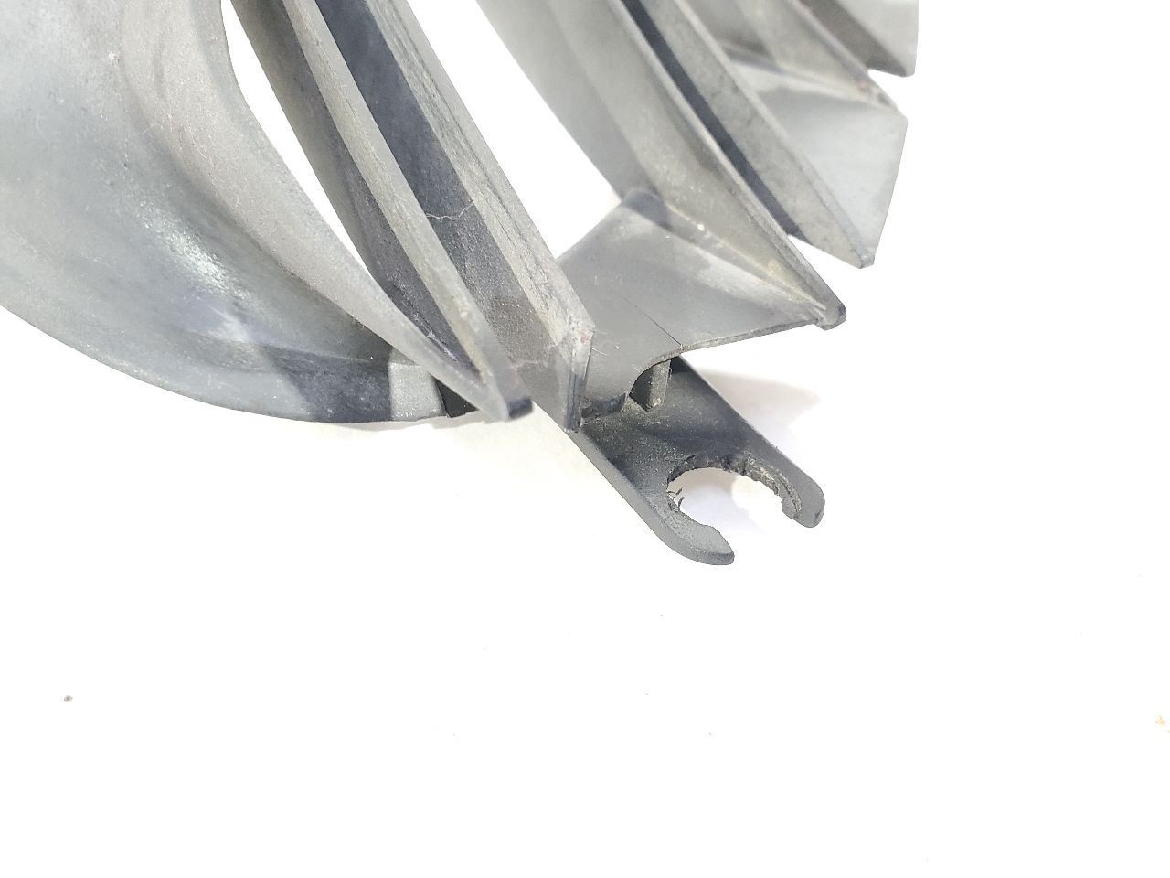 2005 Lotus Elise OEM Left Quarter Vent Small Small Crack 