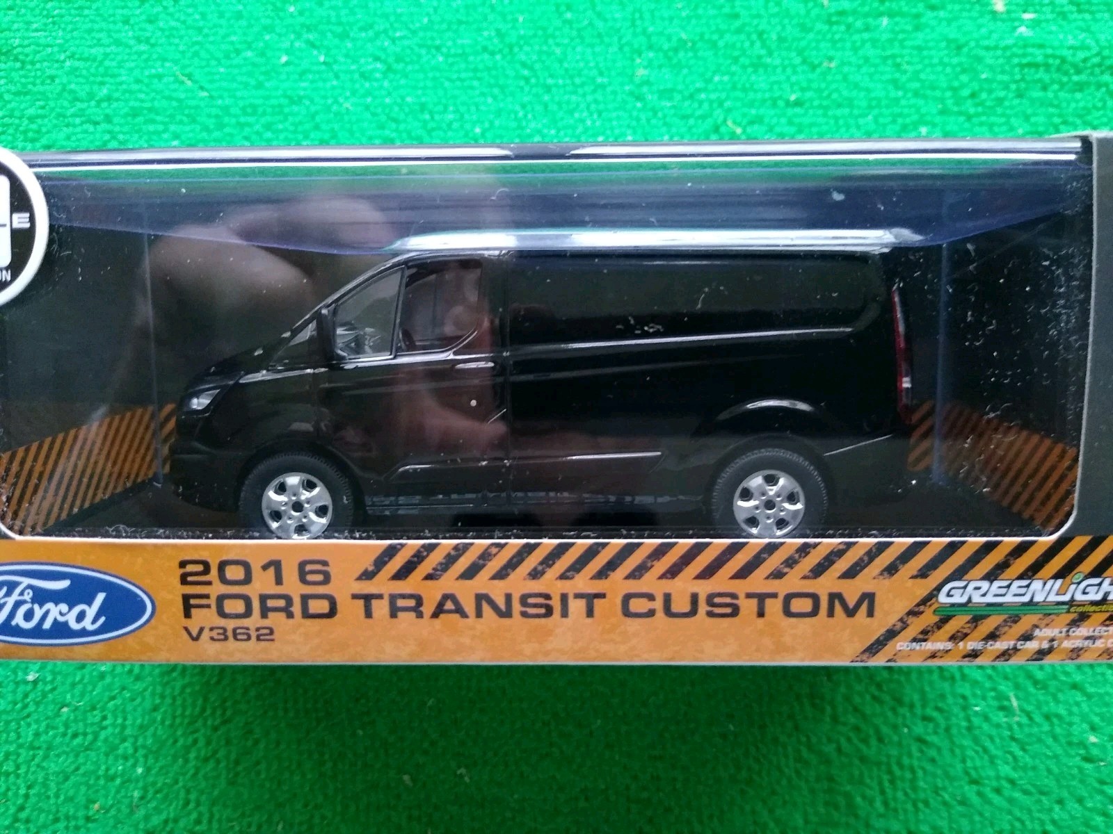 Greenlight Ford Transit Van Custom V362 2016 1:43 51095