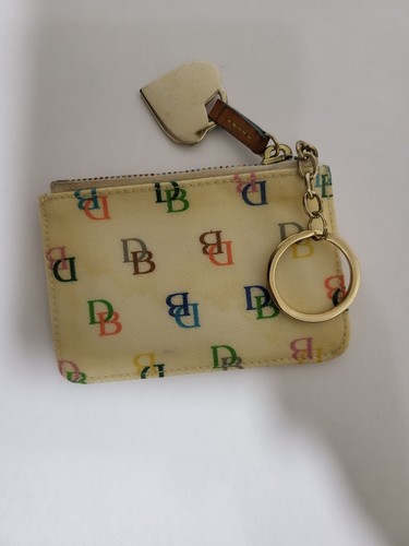 Dooney & Bourke Münze Karte Ausweisetui Geldbörse Schlüsselanhänger Regenbogen Monogramm Reißverschluss Y2K - Bild 2 von 5
