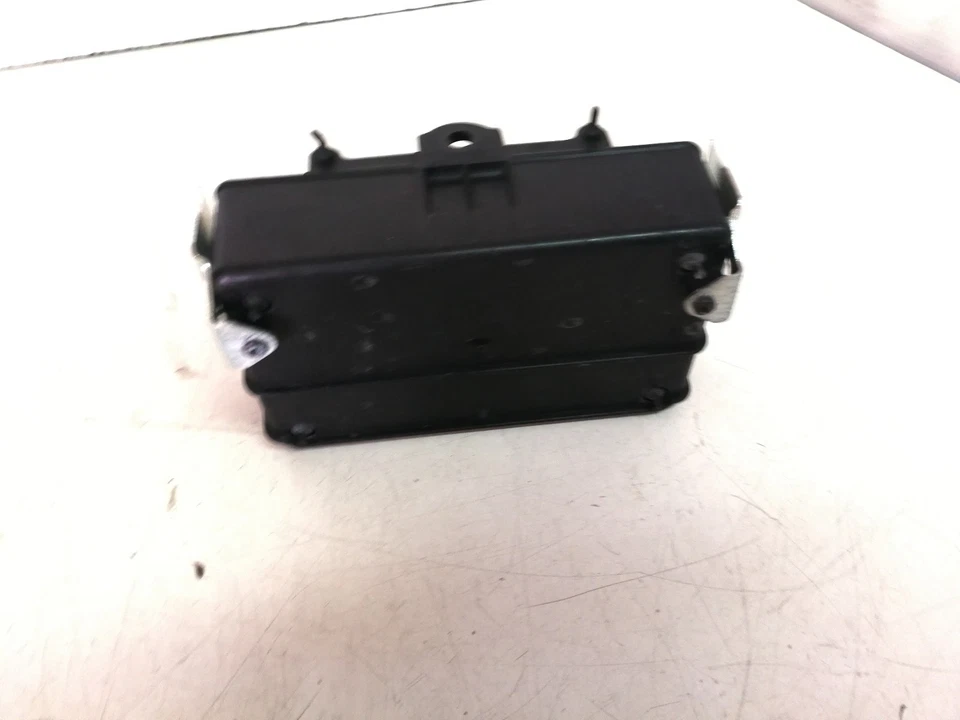 Battery Compartment MV AGUSTA BRUTALE 675 2012 10475 KM - Image 2 of 3