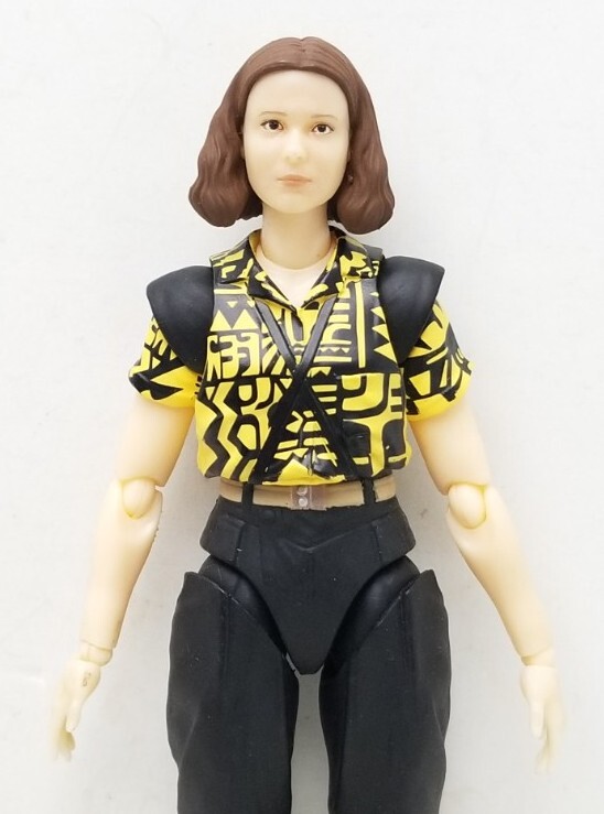STRANGER THINGS ELEVEN エル Netflix BANDAI Amazon.com: Bandai Namco - Stranger Things - Eleven (Yellow