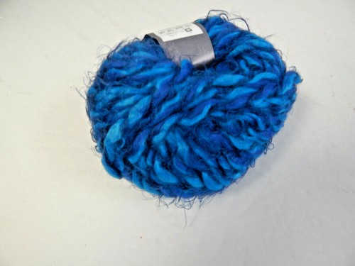 Cascade Yarns Bollicine Pelouche Yarn!  Chunky - Picture 2 of 2