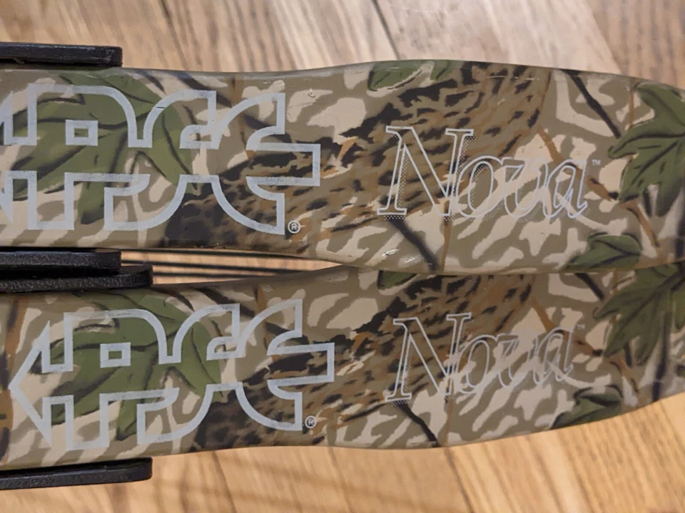 PSE Nova compound bows - pair - Image 4 of 4