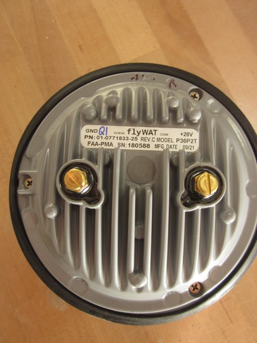 flyWAT LED LIGHT PN 01-0771833-25 - 第 2/2 張圖片