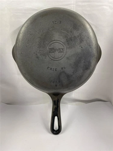 Vintage Griswold Cast Iron Skillet Fry Pan No. 6 Erie PA Small Print 699V