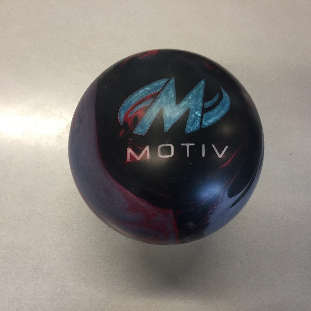 Motiv Forge Ember BOWLING BALL 15 LB. 1ST QUAL NEW IN BOX