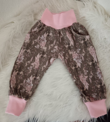 Babypumphose, Gr. 80, Handmade, Neu