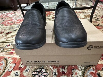 CLARKS Cloudsteppers Women's Black Breeze Bali Slip-On Sneakers - Main Image